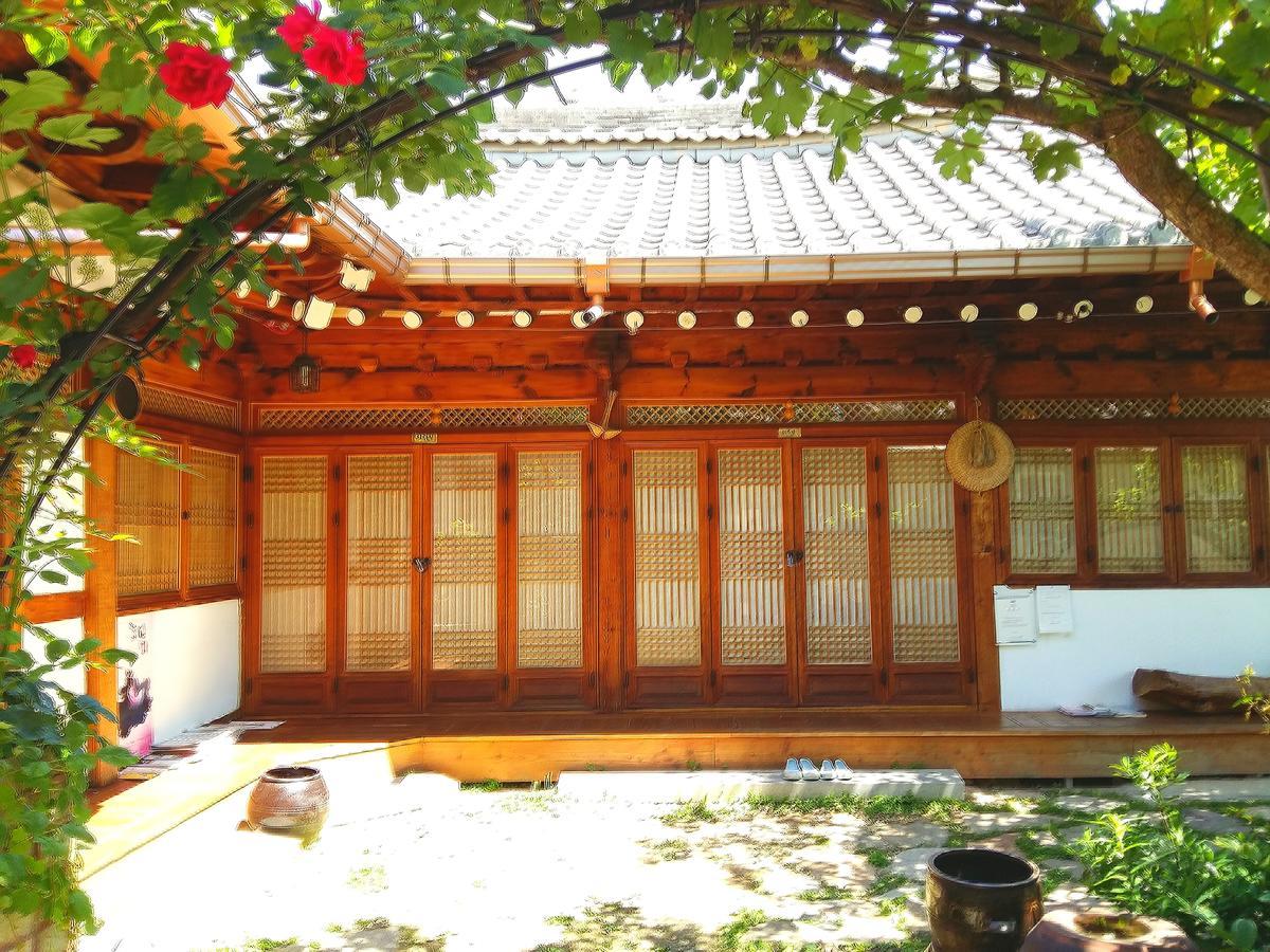 Dalbbit Hyang Hotel Jeonju Exterior photo